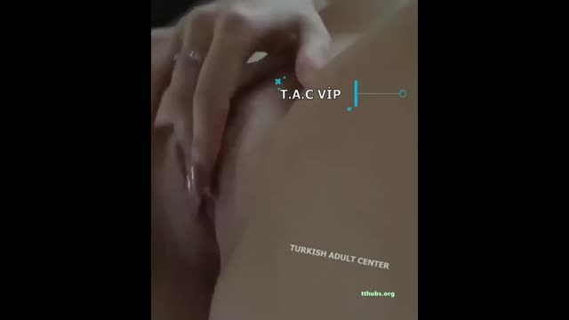 Bigo Naz: Yatakta Gobek Piercingini Yakindan Açıyor | HD İzle