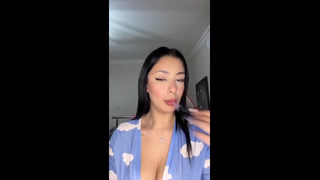 Bulut Pijamayla Koltukta Kivirtma İfşa · Nehirpp İfşa Videosu